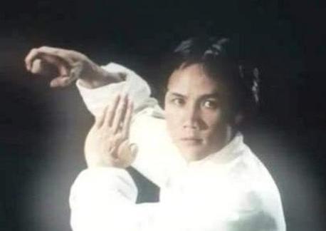 “古装第一美女”赵雅芝的混乱情史，和那些被她迷倒的男神们