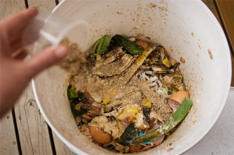 农家沤肥的简单方法,在家沤液肥新手教程