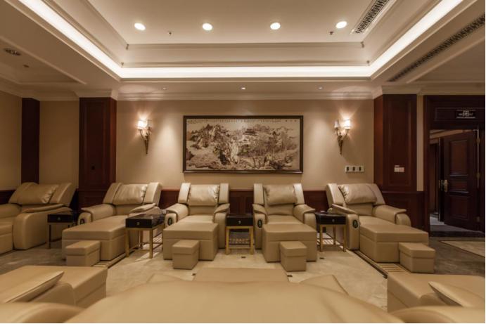 社区里连影城都有,恒大把生活品质都“升值”了