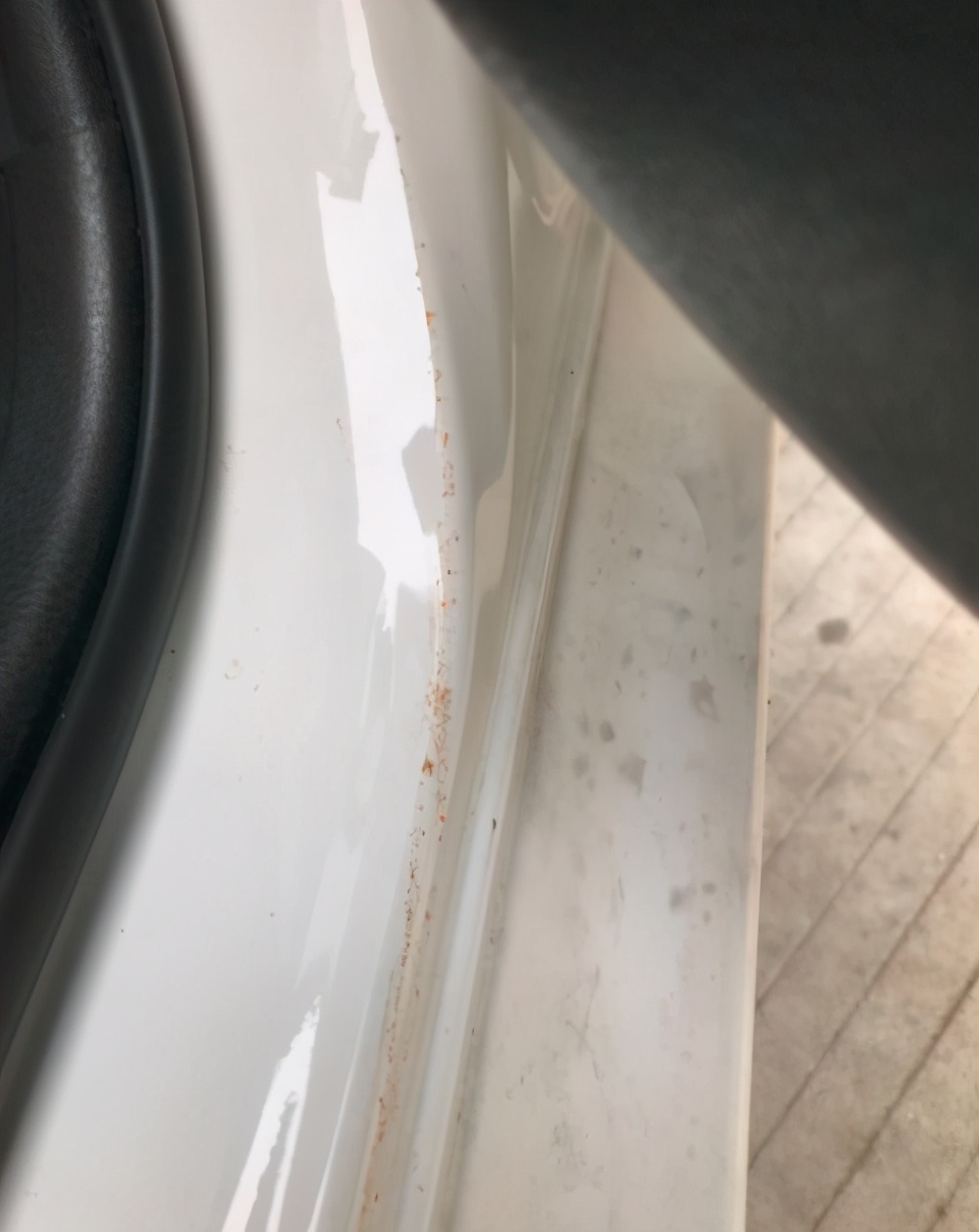 卡罗拉底盘螺丝生锈怎么解决,丰田卡罗拉底盘生锈怎么处理