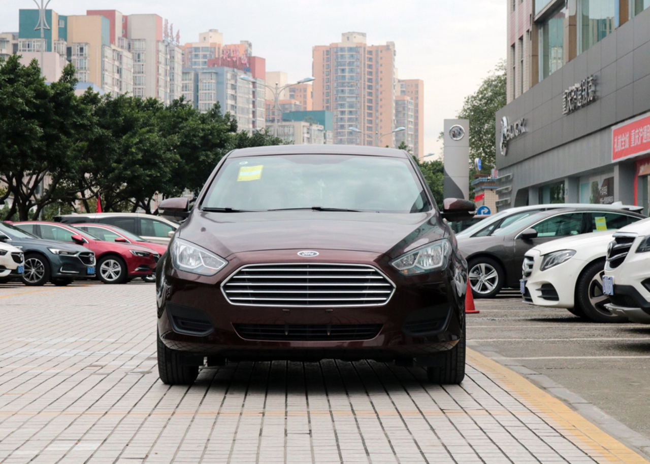 新一代福特福睿斯3缸1.5肉不肉,福特福睿斯的车型亮点是什么