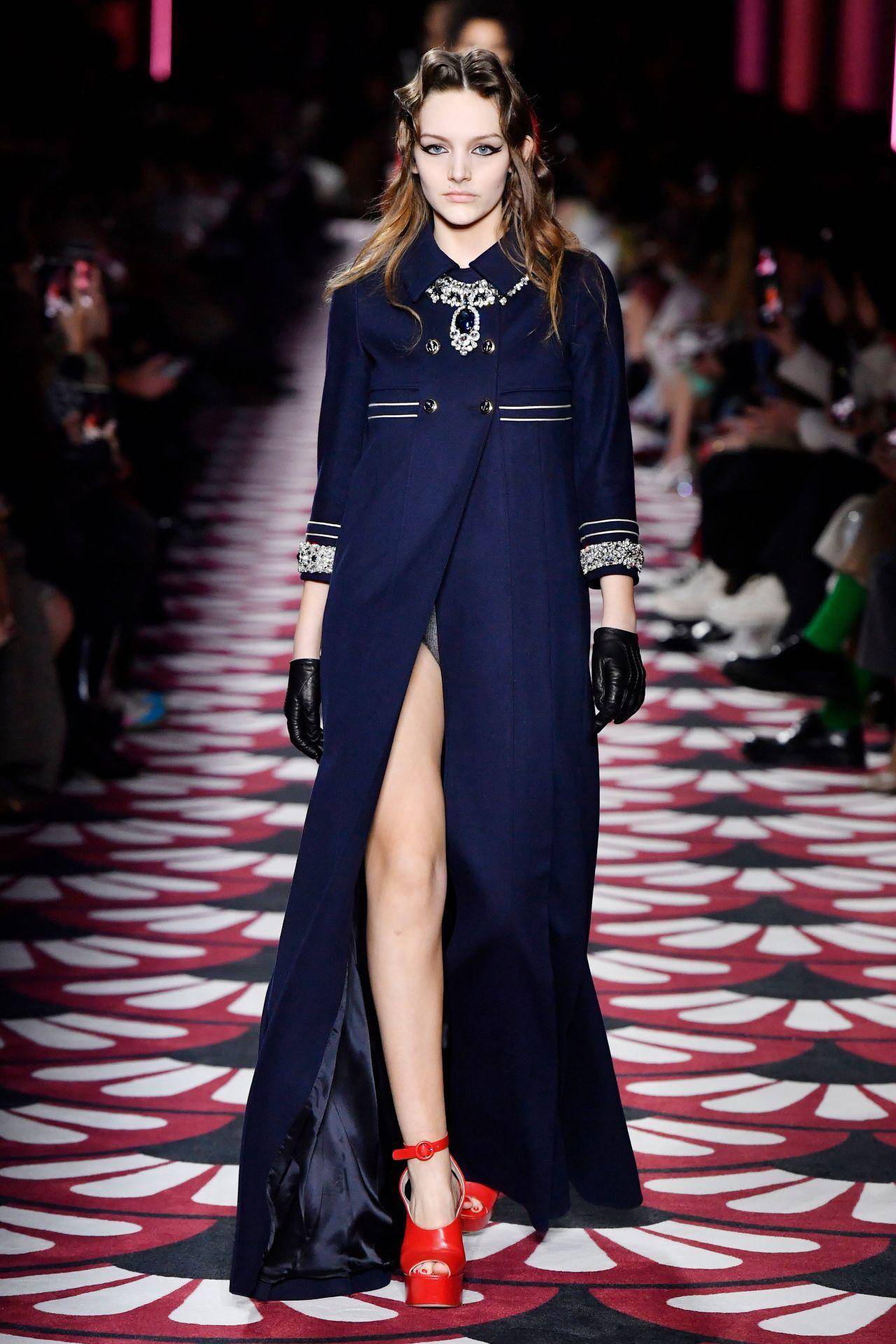 chanel早春秀,chanel2021成衣展