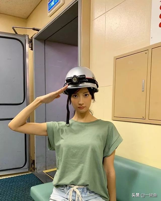 32岁还能有好身材,40岁也可以拥有少女身材