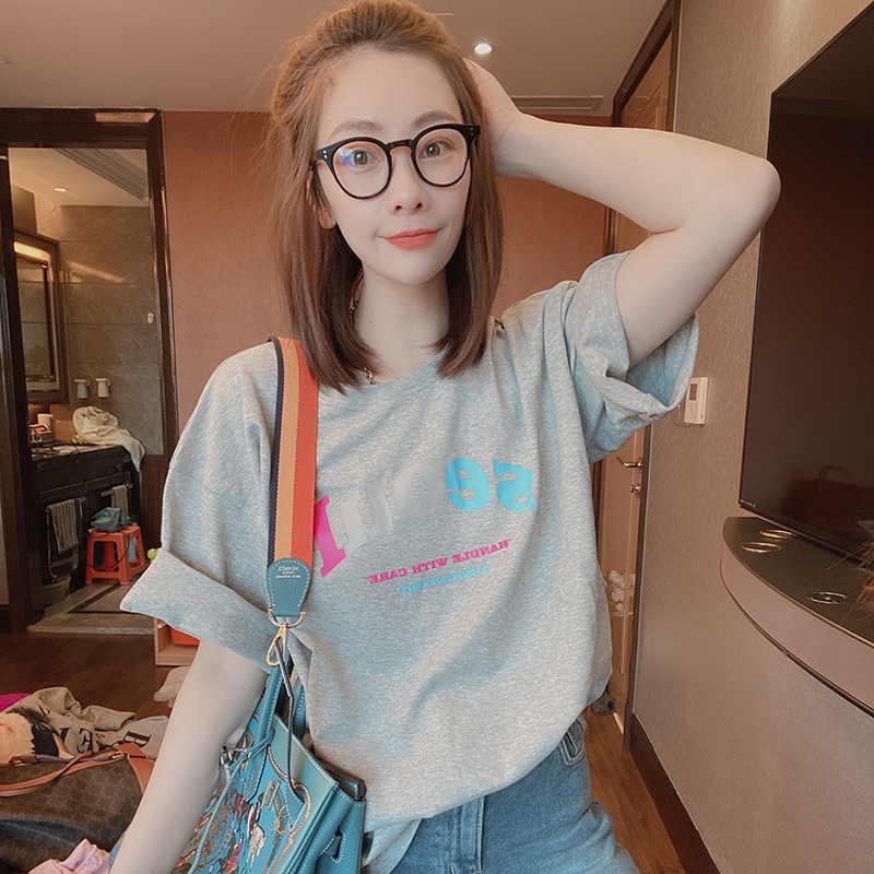 法式气质风内搭t恤,欧洲风穿搭t恤