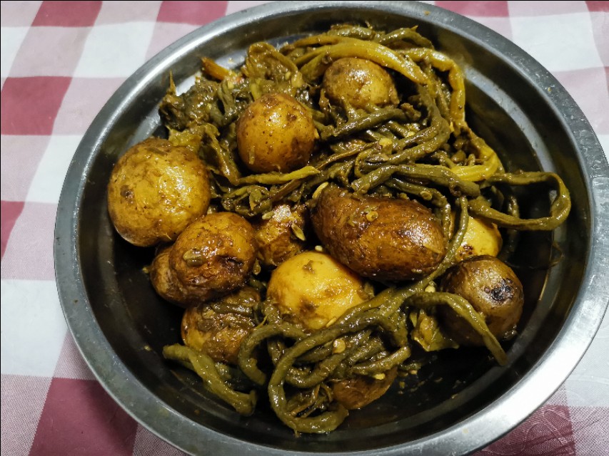 大铁锅烀饼子,沈阳烀小土豆咸菜