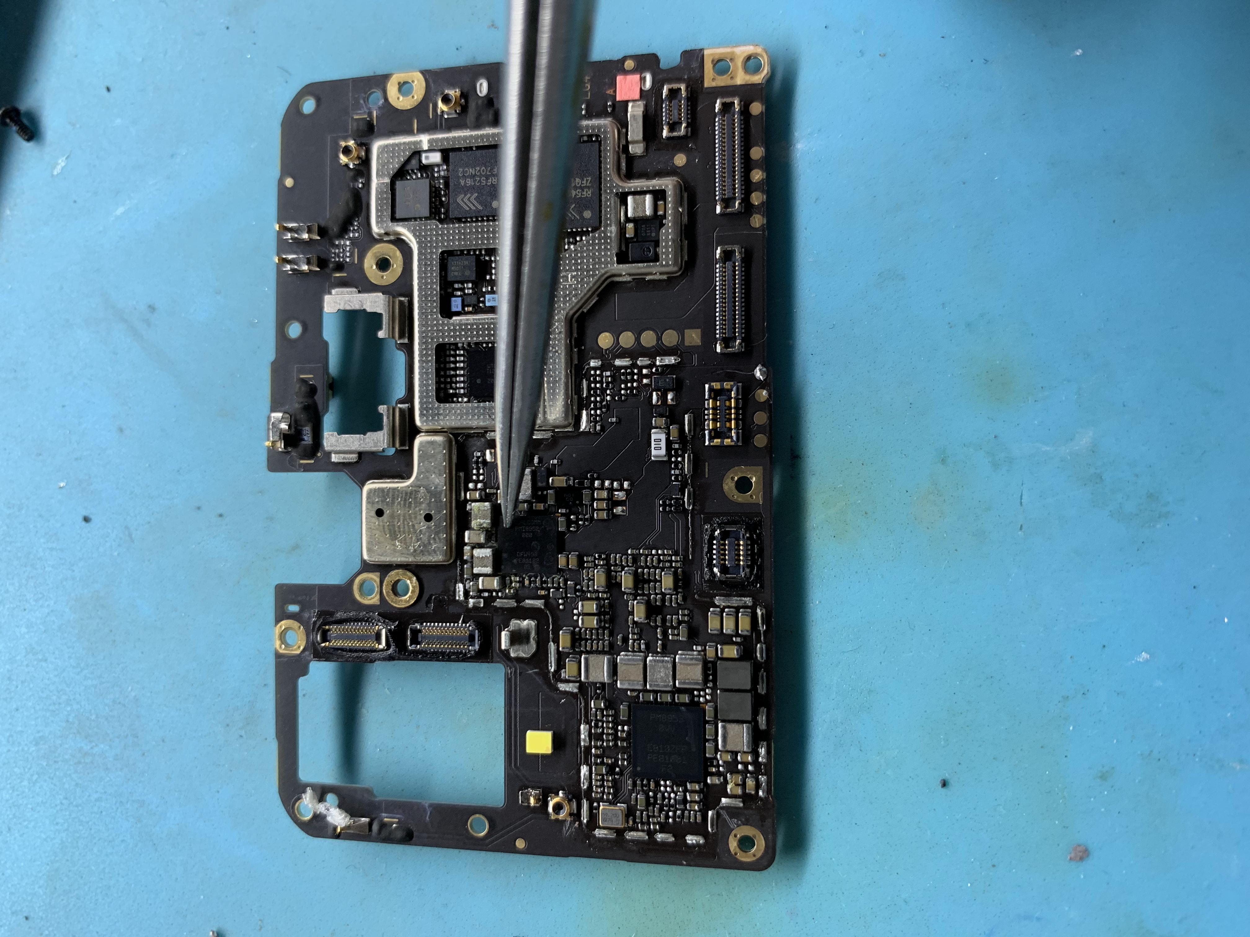 vivoy85a为什么闪绿灯不亮屏,vivoy85a进水怎么开机