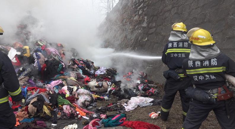 为什么旧衣服不能烧真不是迷信,旧衣服为什么不能烧掉