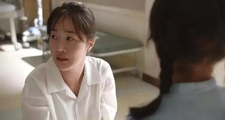 高铁上,父亲乱摸女儿:性盲比文盲更可怕