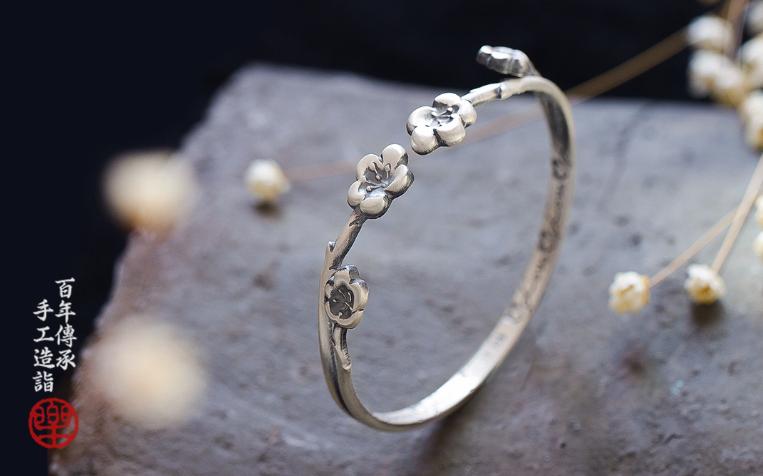 银的真假怎么鉴别,银镯子怎么鉴别真假