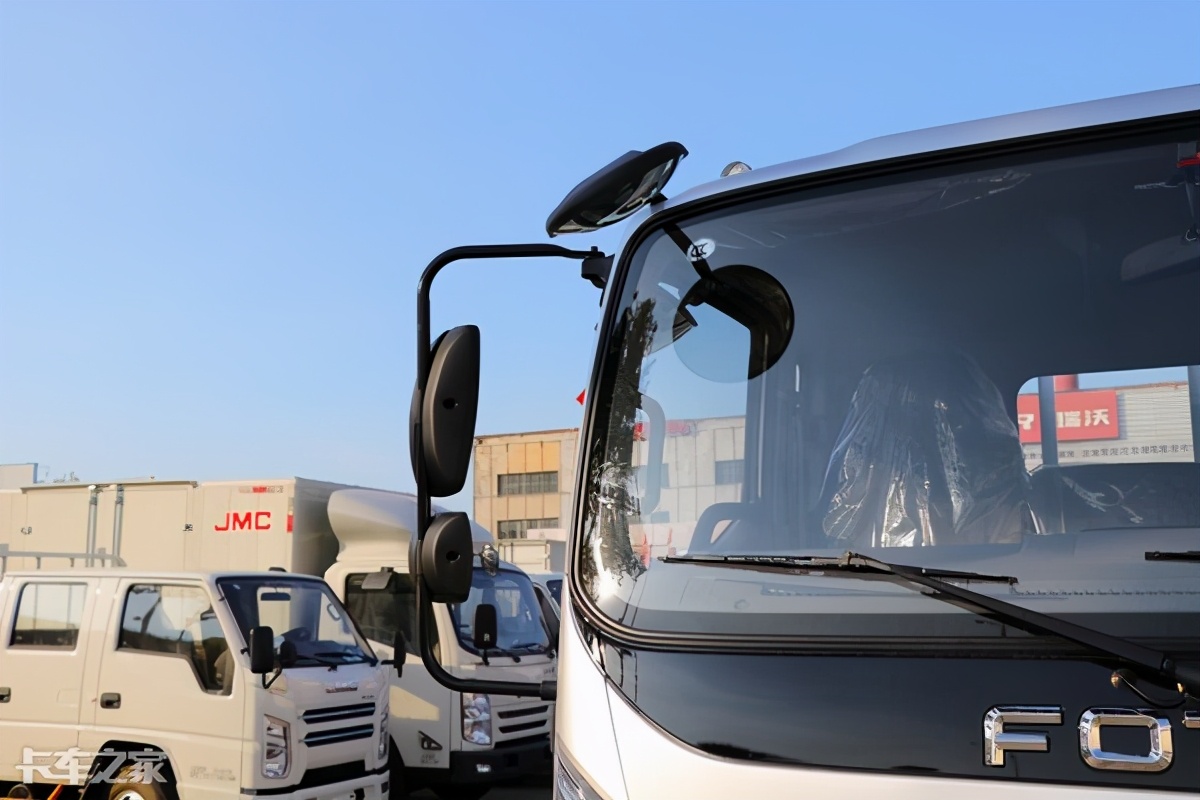 轻卡难开么,2015奥铃cts康明斯3.8厢式轻卡