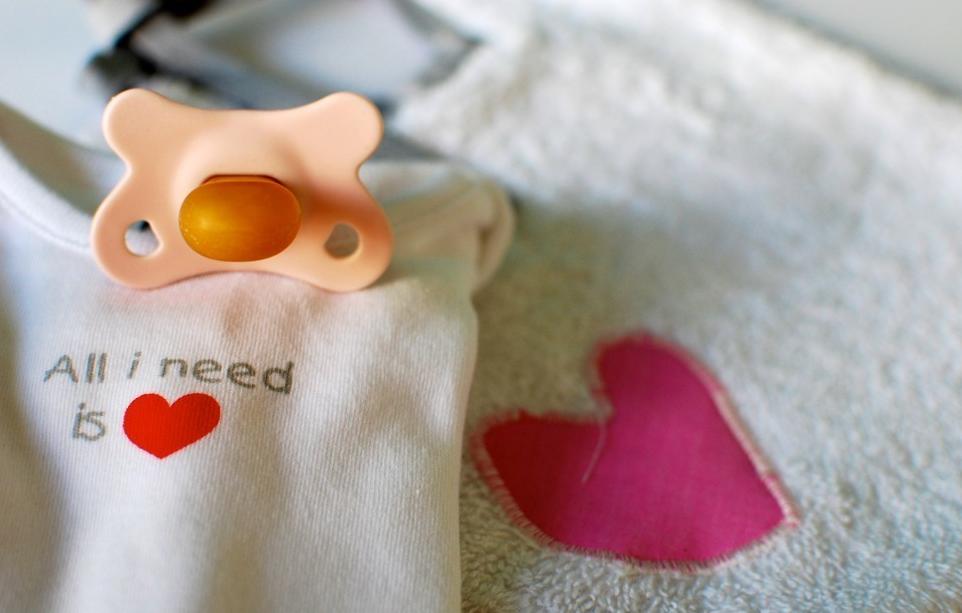 哺乳期经常乳腺炎应该断奶吗,哺乳期反复乳腺炎要断奶吗