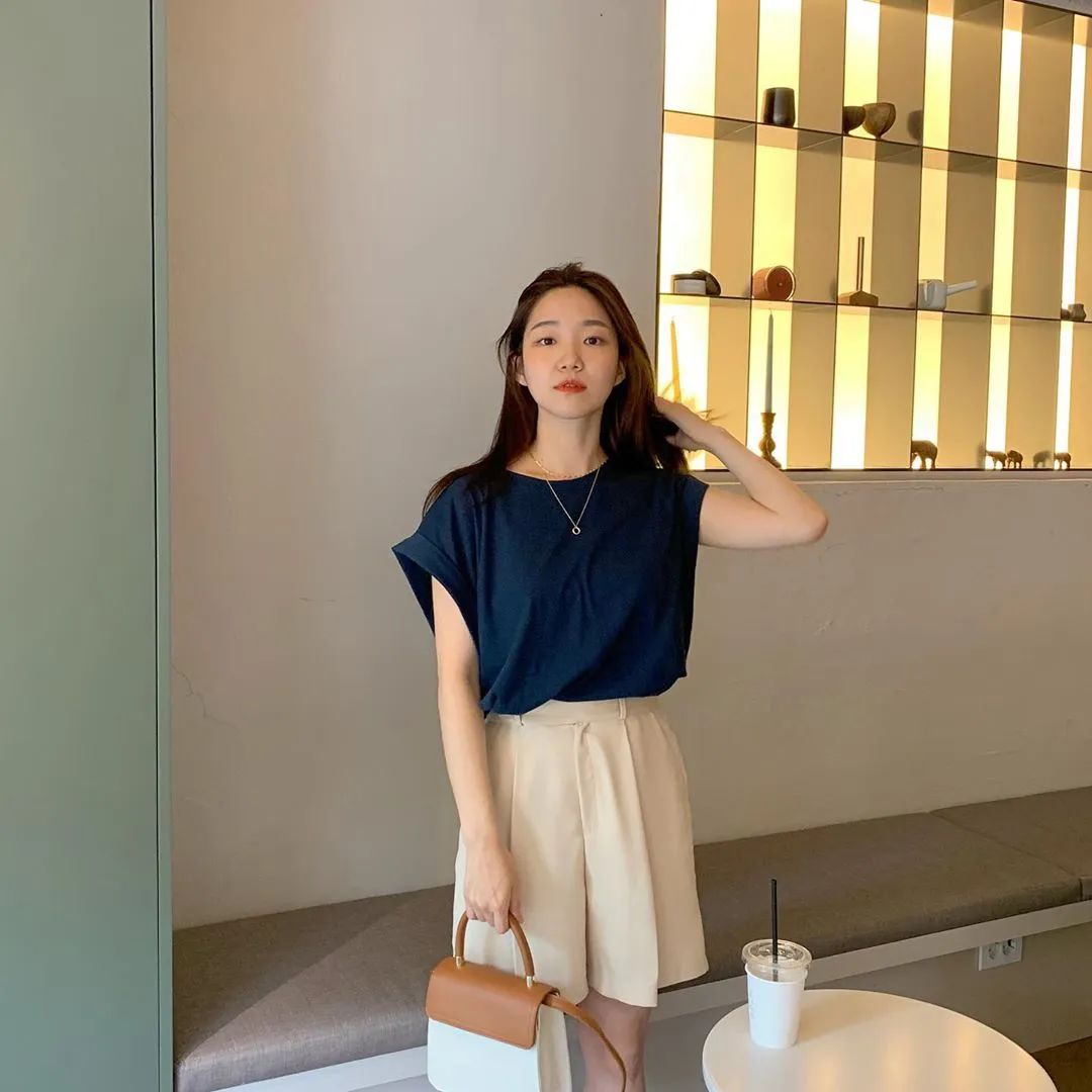 冬天穿什么裤子又显腿长还显腿细,小个子腿粗穿什么裤子好看