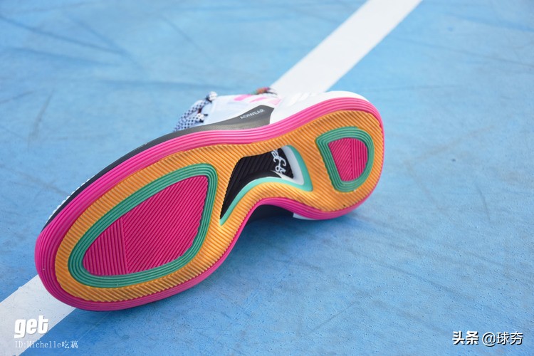 阿迪达斯罗斯9简版,罗斯9值得入手吗