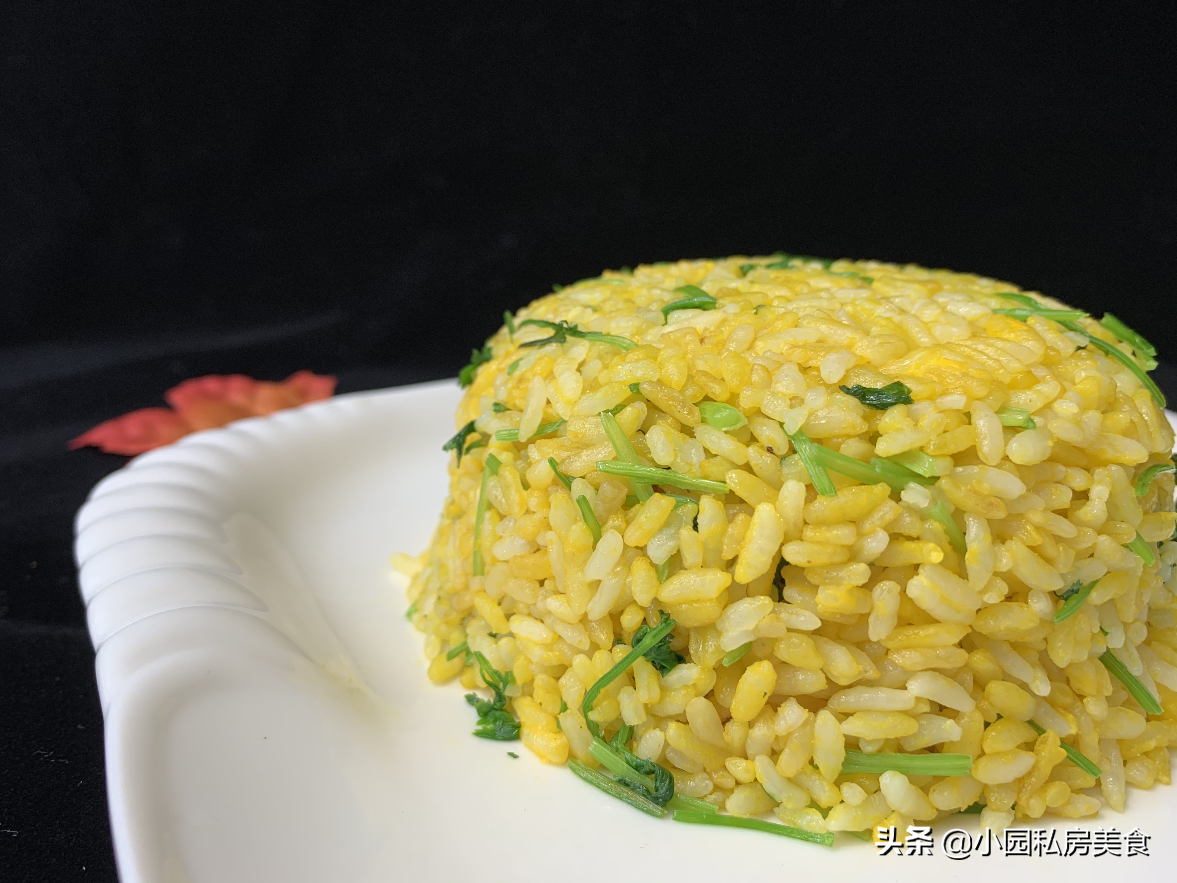 黄金蛋炒饭一炒就一坨,黄金蛋炒饭很腥