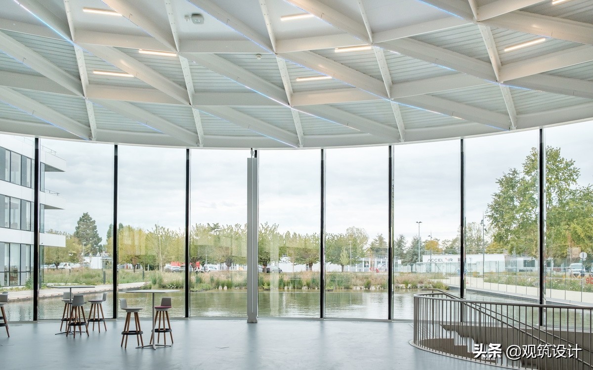 轻盈透明，曲直线的共舞：液化空气集团总部