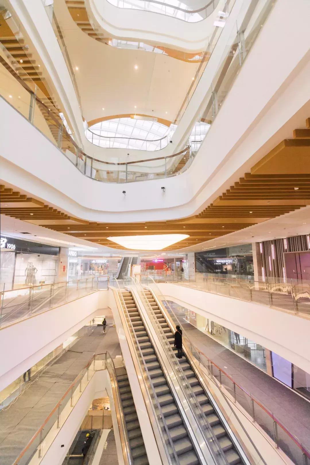 20万平米以上购物中心,郑州人气最旺的购物中心