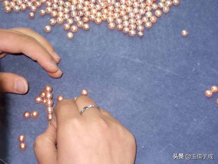 浙江绍兴诸暨山下湖珍珠市场,中国最大珍珠批发诸暨市场