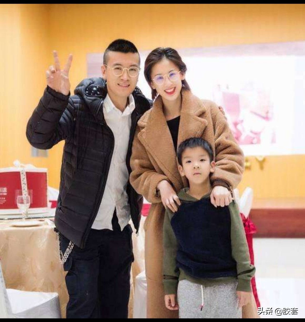 杨子与巨力集团三兄弟是亲兄弟吗,巨力集团杨子黄圣依有股份吗