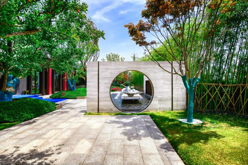 摄影师眼中的恒大有多美？春风十里在这里