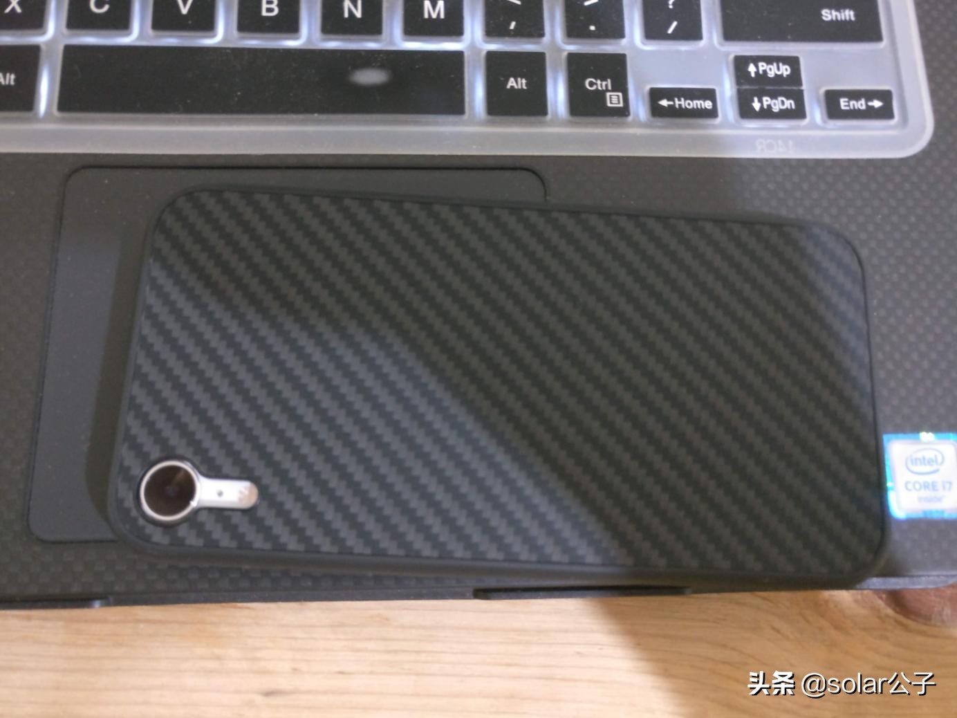 常年出差的人箱子里都有什么——90后大叔“翻箱”