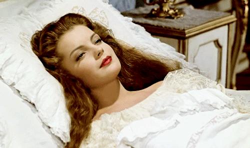 历史上的茜茜公主为什么痴迷美容和瘦身？她能掌控的只有她自己