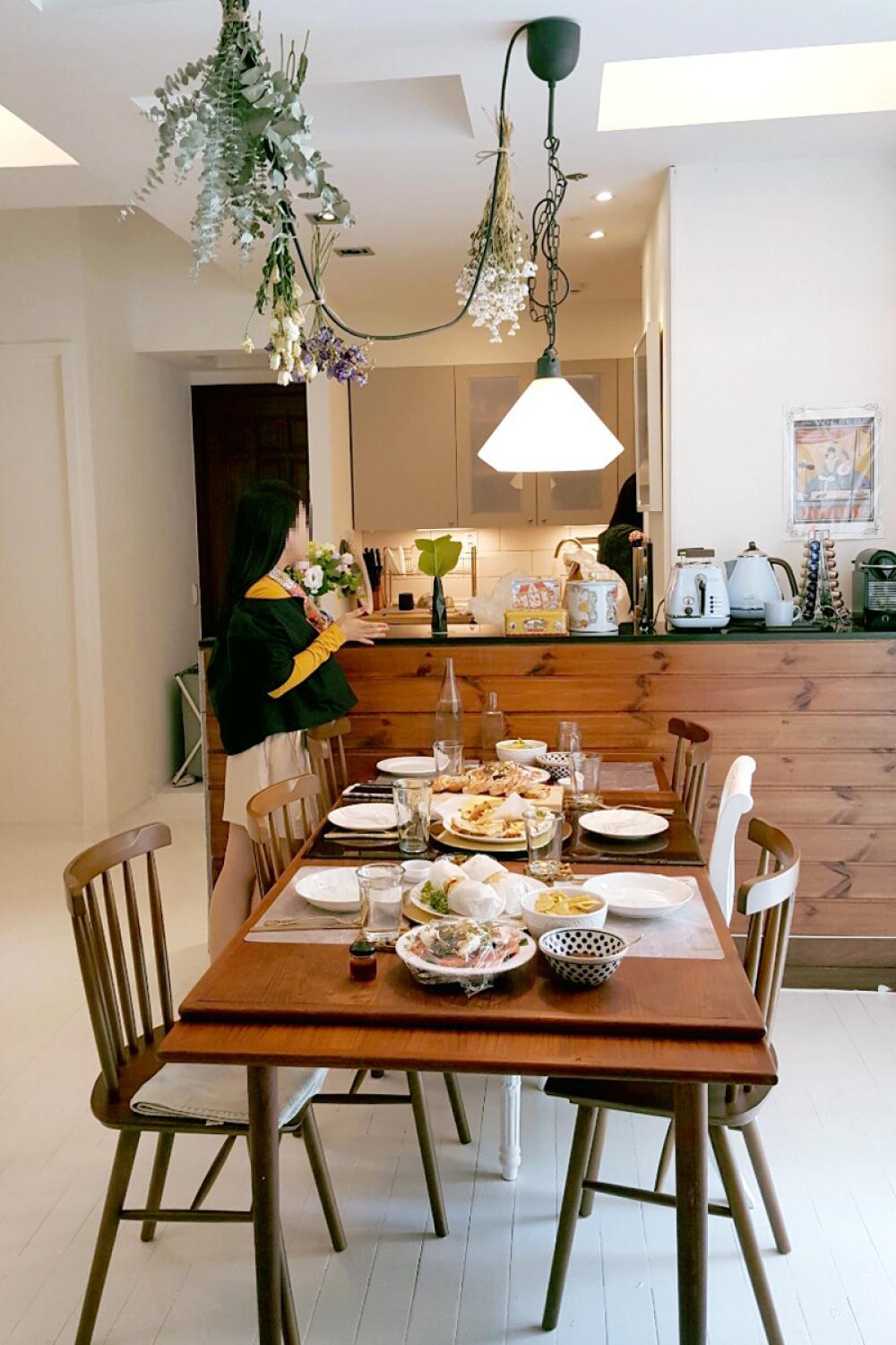 160㎡一层带地下室，水电墙砖韩国夫妻全自己干，10万块完工