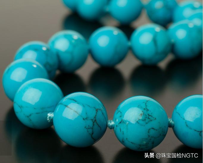 真正的绿松石什么样的,真正的绿松石是什么样的