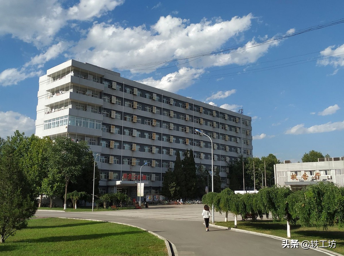 这几所院校可都是传统211强校,全国24所国字号的大学