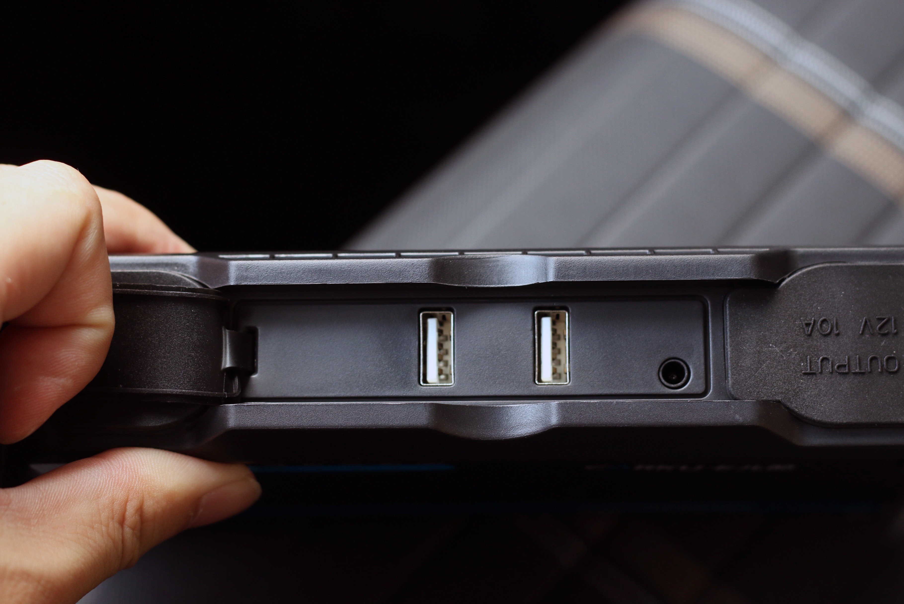 卡儿酷24伏应急启动电源,卡儿酷多功能汽车应急启动电源