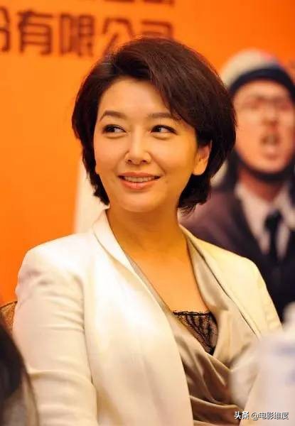 江珊和靳东高曙光是什么关系,53岁江珊与高曙光