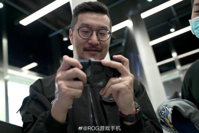 和平精英怎么快速上分而且不掉kd,和平精英2周年是哪个赛季