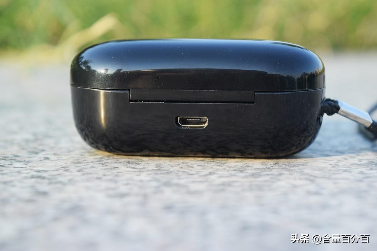 又玩跨界?芒果嗨Q小Q真无线蓝牙耳机体验点评