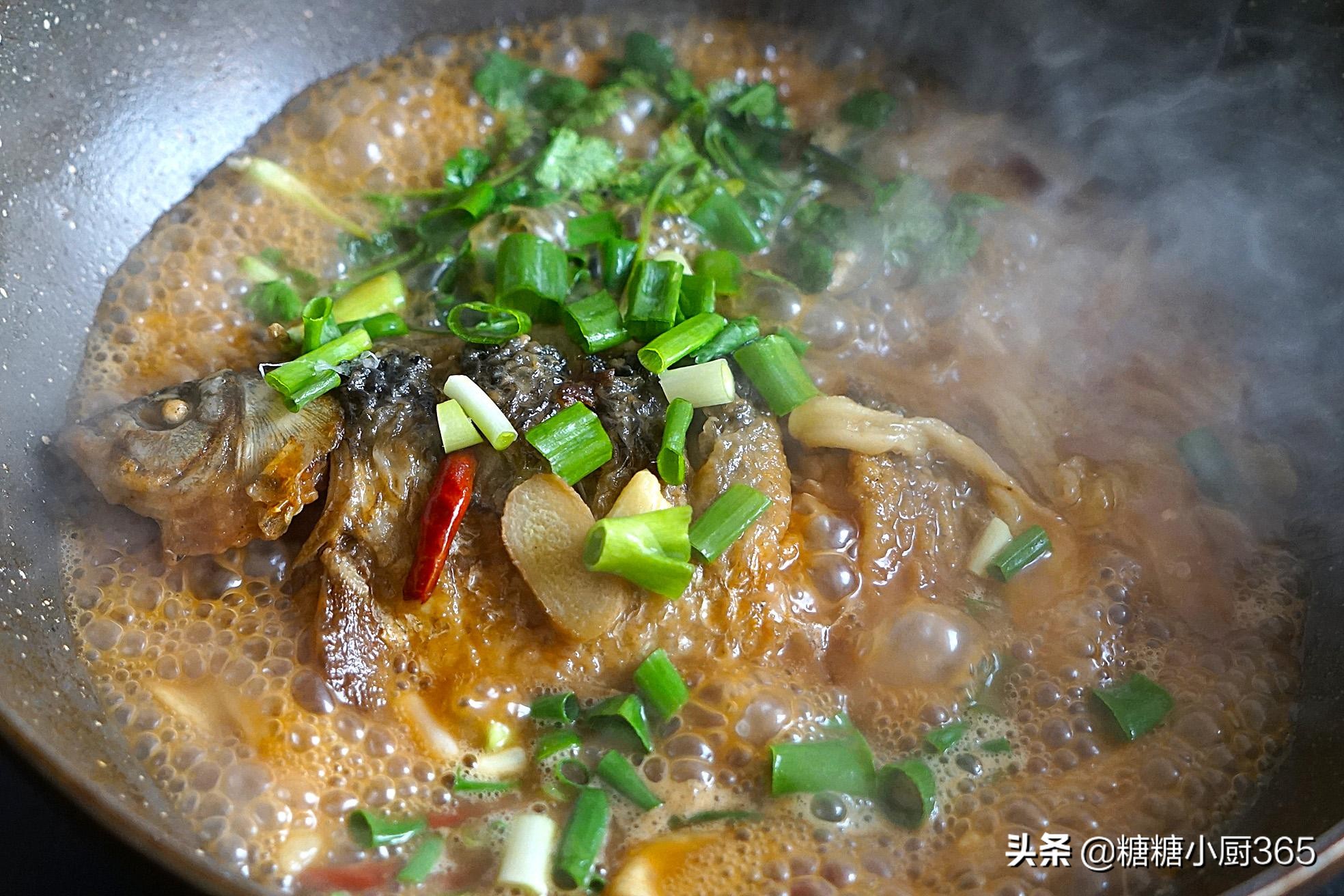炖鱼加菜的做法大全,炖鱼一锅出的调料