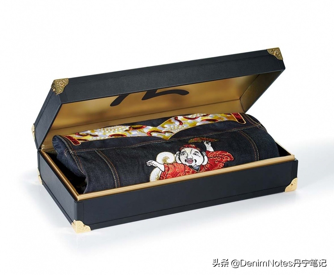 金鼠贺岁,Evisu推出鼠年限定金色布边牛仔夹克