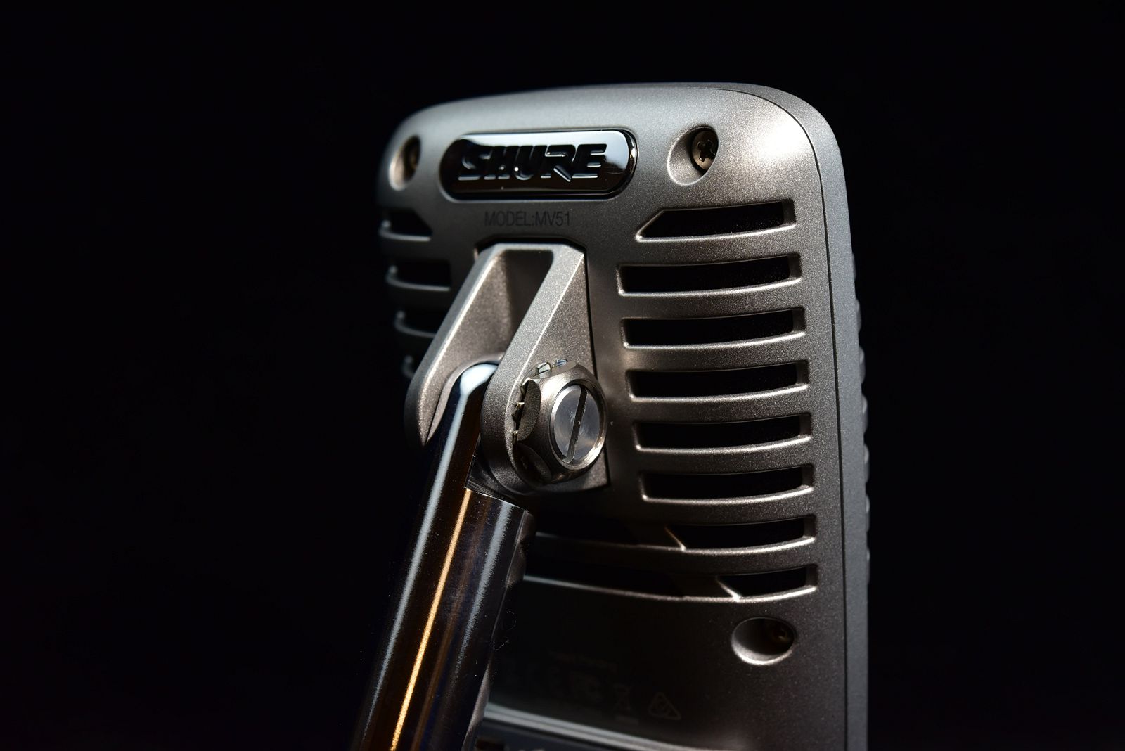 手机电脑通用无线麦克风推荐,千元级麦克风舒尔