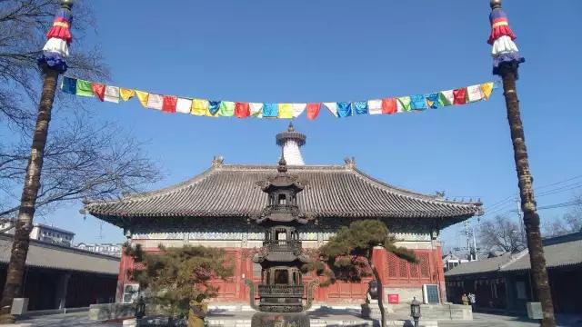 北京有什么寺庙可以烧香拜佛,祈福最好的寺庙北京