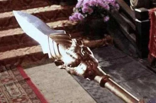 冷兵器之王视频完整版,冷兵器之王悍匪雷国民