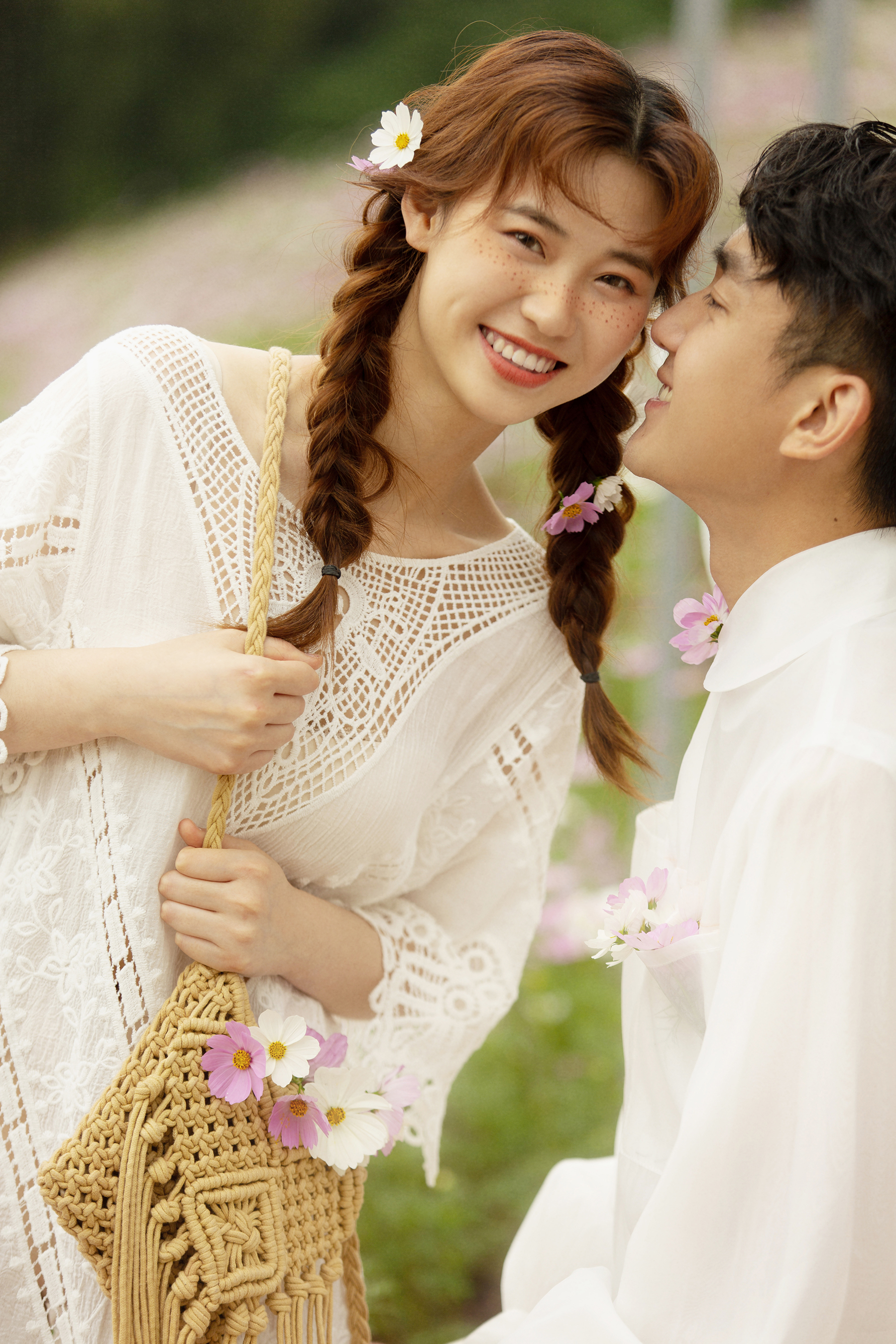 许你一片油菜花海,许你一片花田