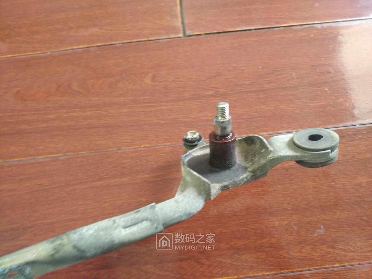 最老款长城c30怎么换雨刷,长城c30雨刷器喷嘴拆卸视频