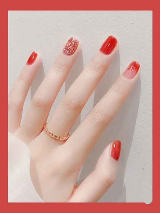 超好看的美甲爆闪仙气,超好看时尚的美甲