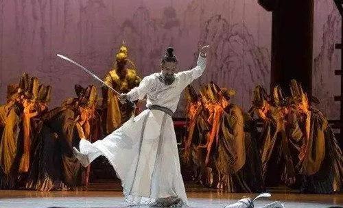 诗仙李白为什么被称为剑仙,历史中的李白真的是个剑客吗