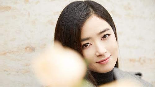 一个女生情感关系很复杂怎么办,女孩想尝试和男生相处是什么心态