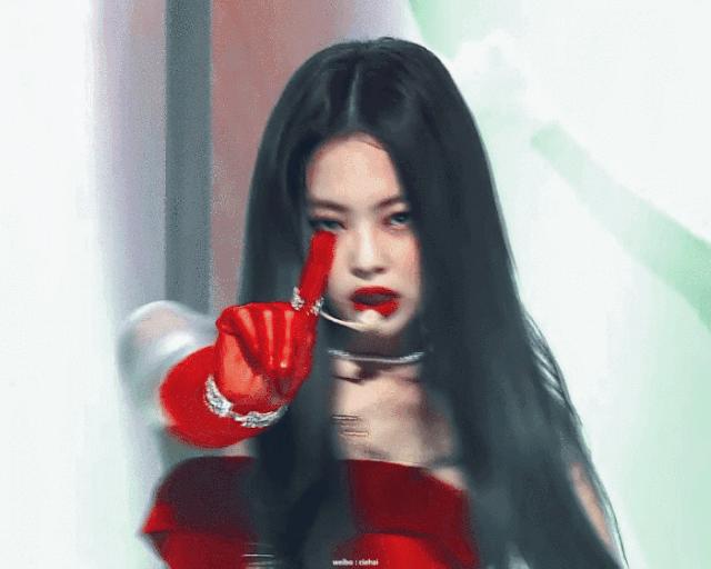 为什么别人穿衣服都有高级感,为啥别人穿的像名媛