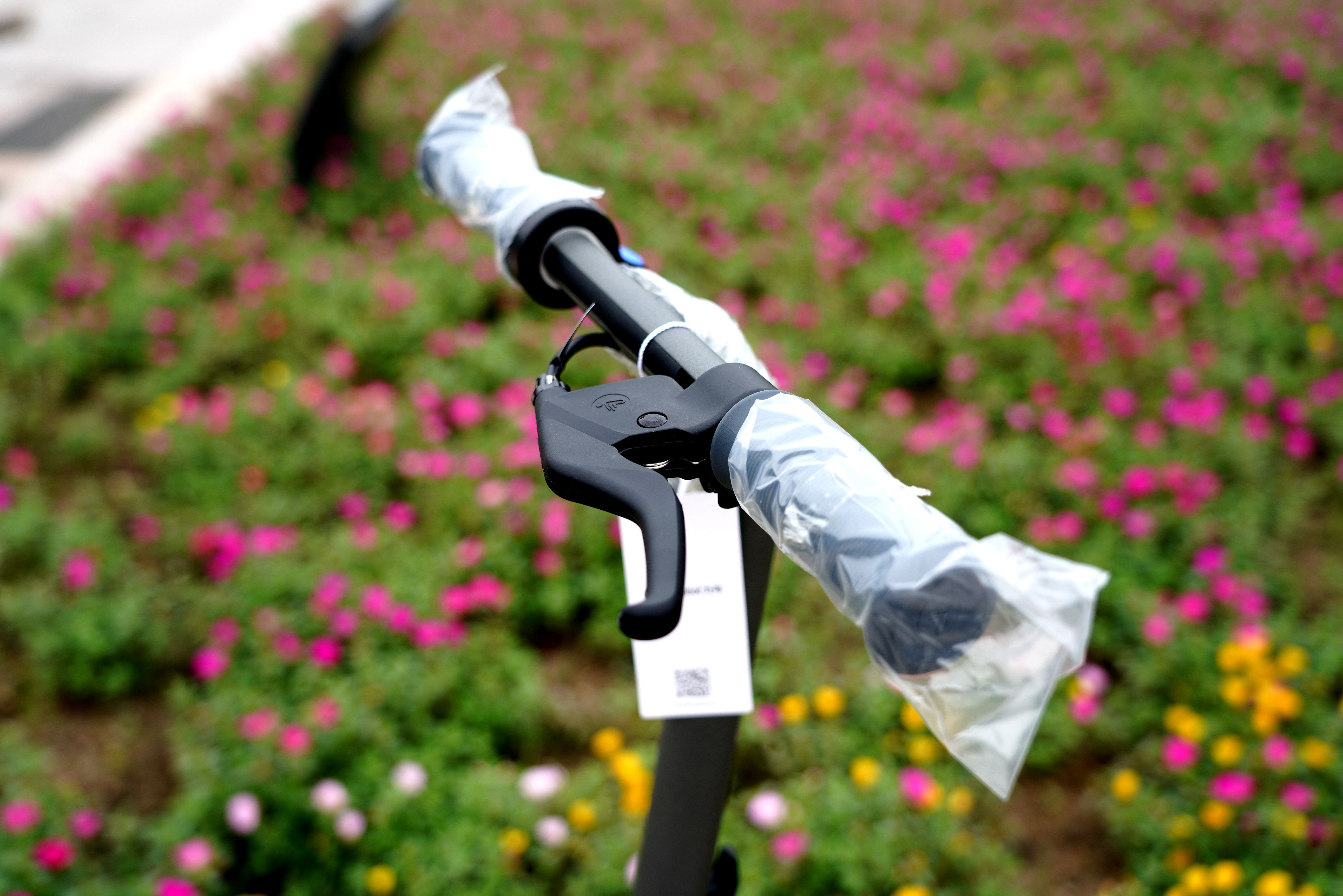 很不简单的玩具,九号儿童电动滑板车e10如何折叠