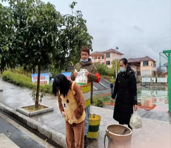 工作在第一线的防疫工作人员,疫情防控第一线工作人员