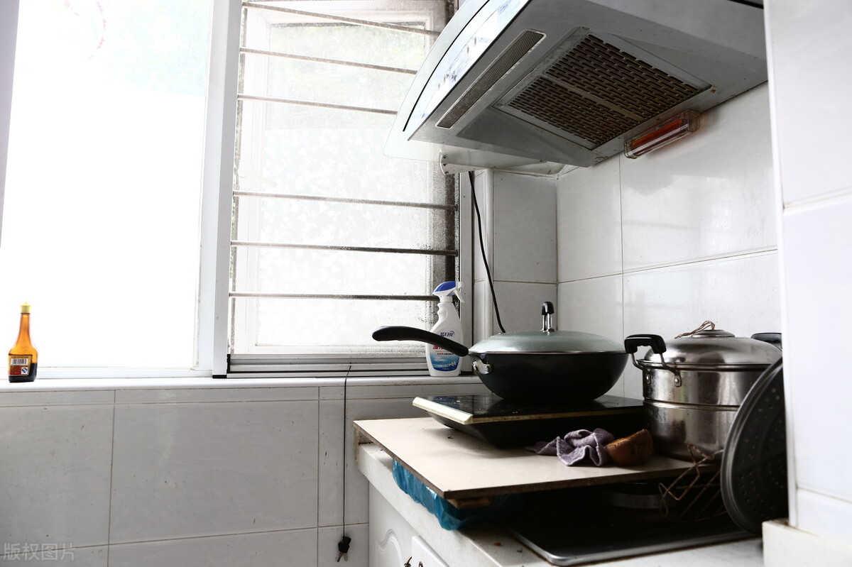 隔夜水千滚水致癌是真的吗,千滚水致癌隔夜水有毒真相是什么