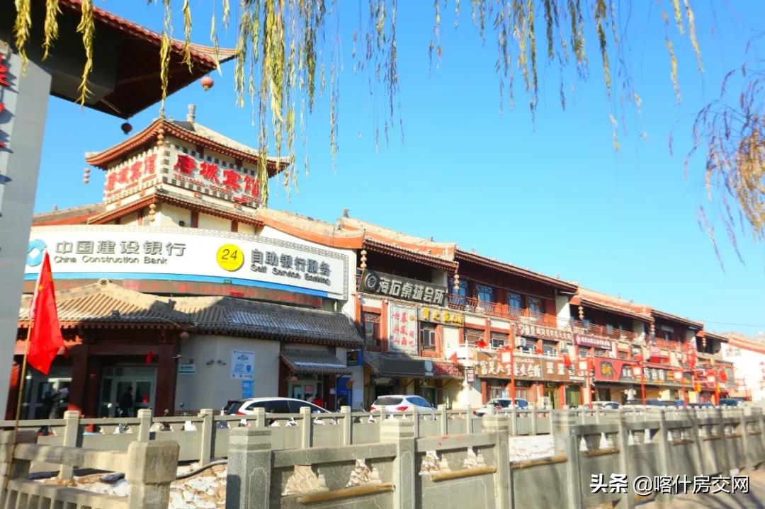 喀什11年房龄住宅—安泰小区，挂牌价6468元/㎡，停车竟不是困难