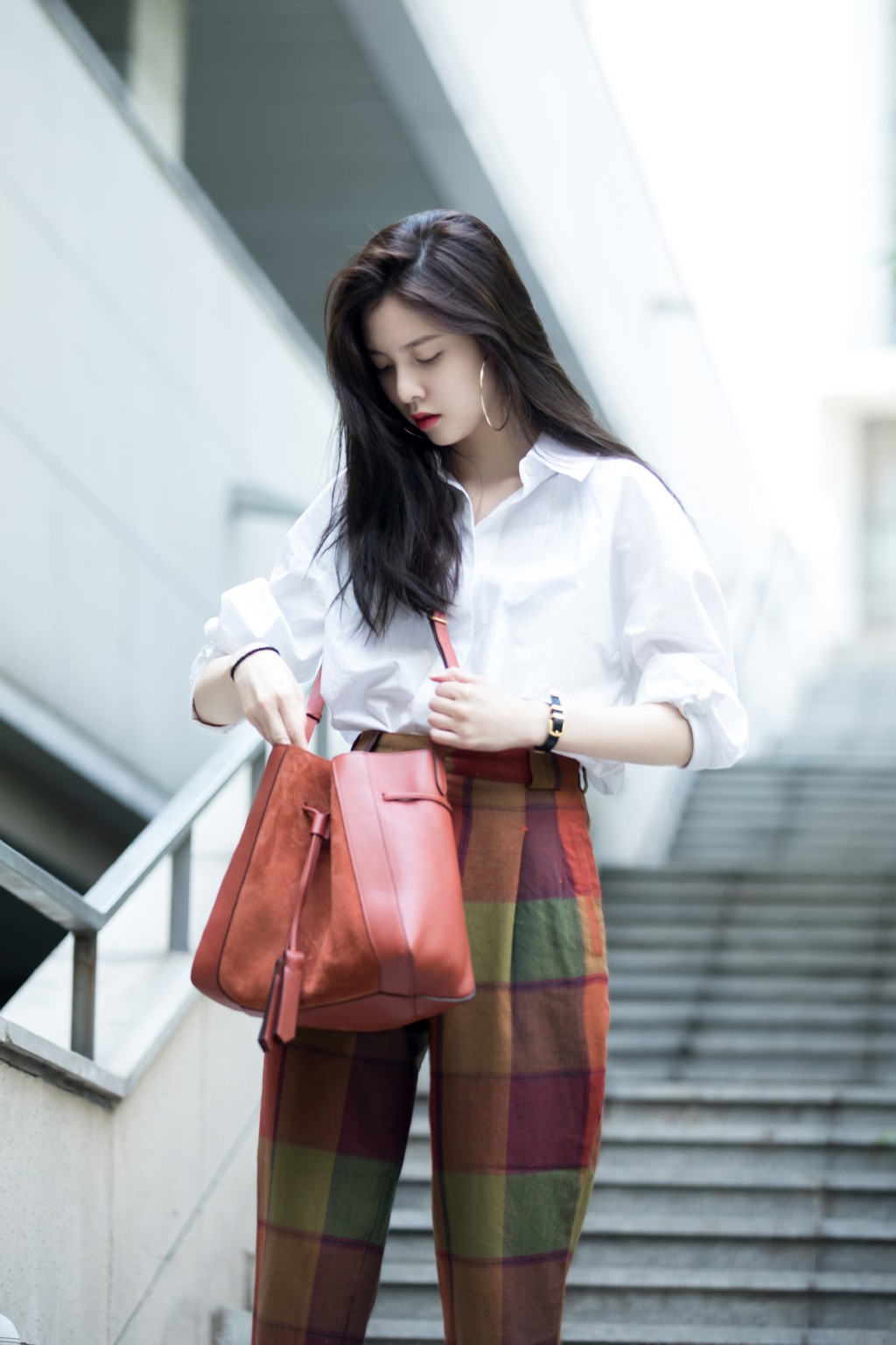 宋妍霏t恤同款,宋妍霏剪t恤完整版