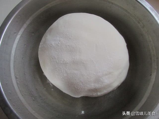 大肚水饺怎么包简单又好看,大肚水饺皮薄馅多无添加