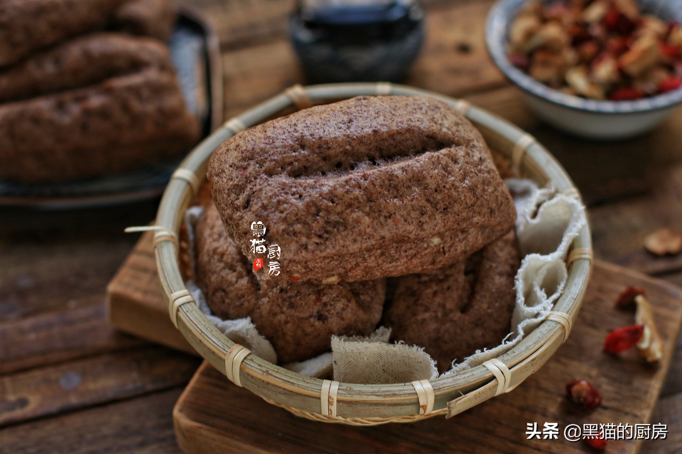 很多人不知道用它做成馒头,面香十足,碳水含量低,不用担心长胖